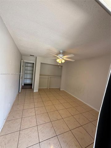 1809 NW 58th Avenue 18, Lauderhill, FL 33313