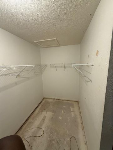 1809 NW 58th Avenue 18, Lauderhill, FL 33313