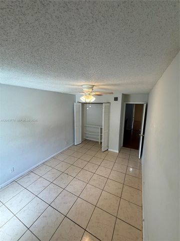 1809 NW 58th Avenue 18, Lauderhill, FL 33313