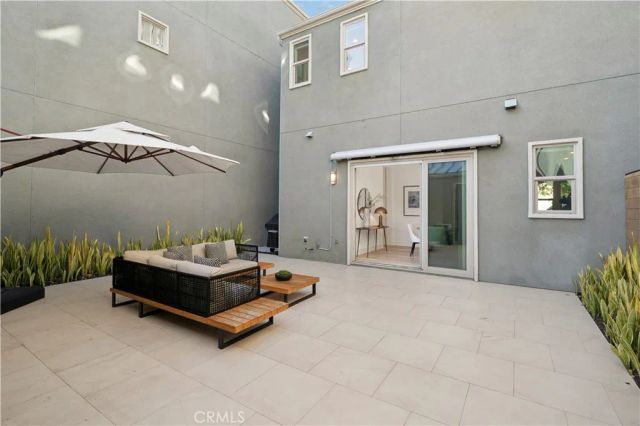 120 Frame, Irvine, CA 92618