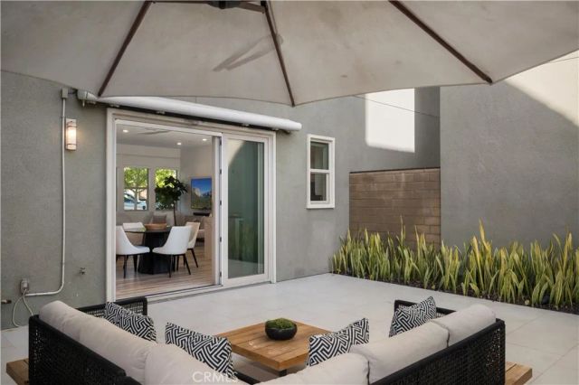 120 Frame, Irvine, CA 92618