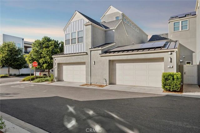 120 Frame, Irvine, CA 92618