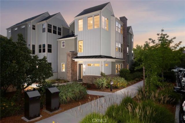 120 Frame, Irvine, CA 92618