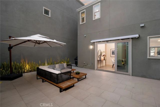120 Frame, Irvine, CA 92618
