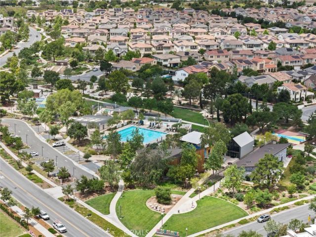 120 Frame, Irvine, CA 92618
