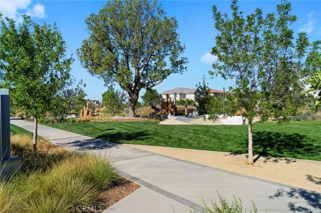 120 Frame, Irvine, CA 92618