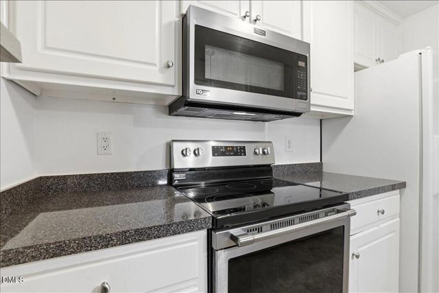 215 W Moss Creek Drive, Clayton, NC 27520