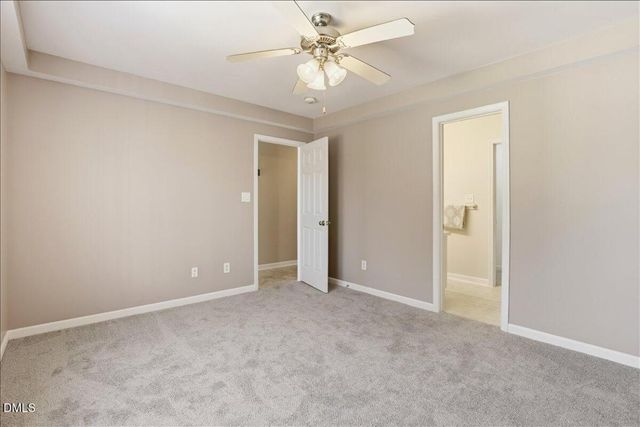 215 W Moss Creek Drive, Clayton, NC 27520