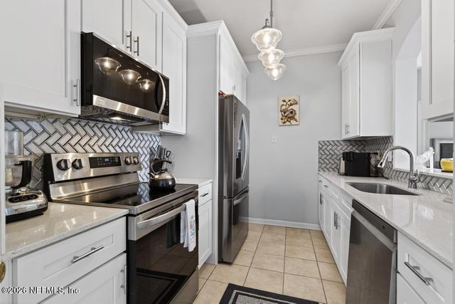 7990 BAYMEADOWS Road E 307, Jacksonville, FL 32256