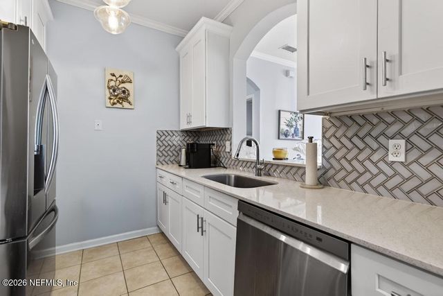 7990 BAYMEADOWS Road E 307, Jacksonville, FL 32256