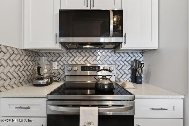 7990 BAYMEADOWS Road E 307, Jacksonville, FL 32256