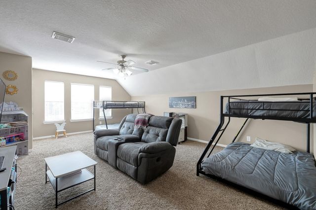 180 Park Way, Conroe, TX 77356