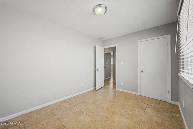 808 E DESERT Drive N, Phoenix, AZ 85042