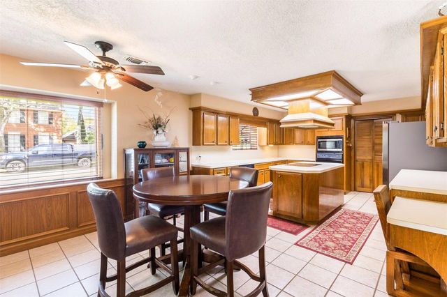 6919 Fawncliff Drive, Houston, TX 77069
