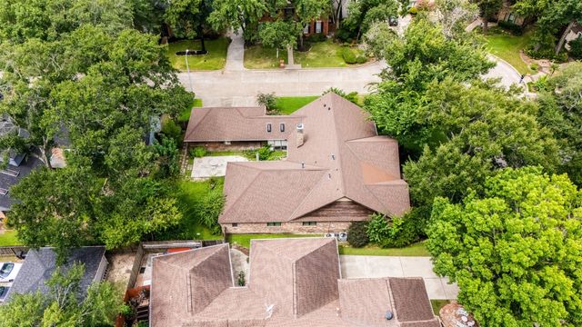 6919 Fawncliff Drive, Houston, TX 77069