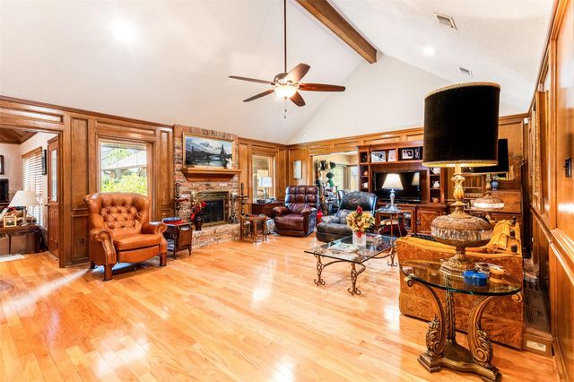 6919 Fawncliff Drive, Houston, TX 77069