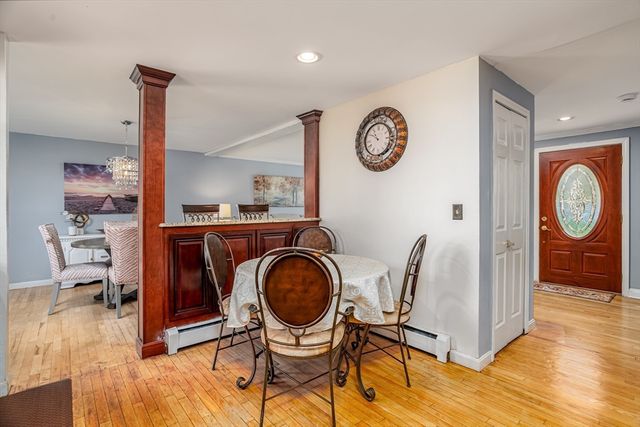 100 Shawna St, Fitchburg, MA 01420