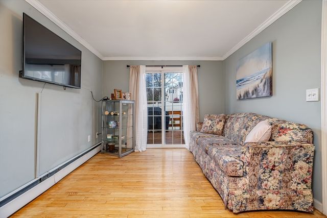 100 Shawna St, Fitchburg, MA 01420