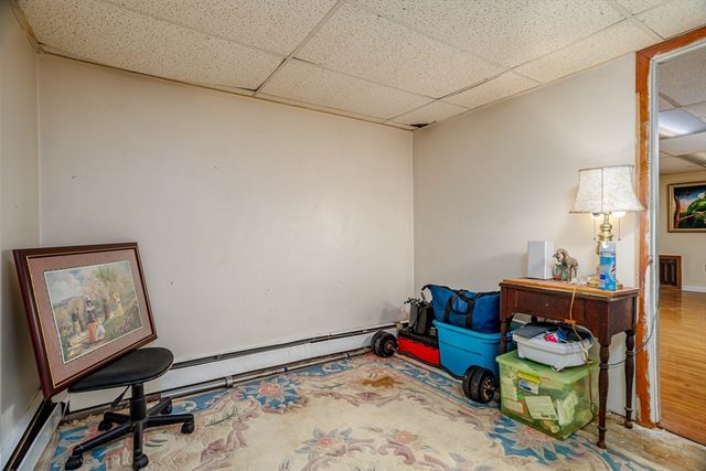 100 Shawna St, Fitchburg, MA 01420