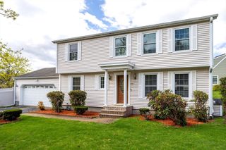 100 Shawna St, Fitchburg, MA 01420