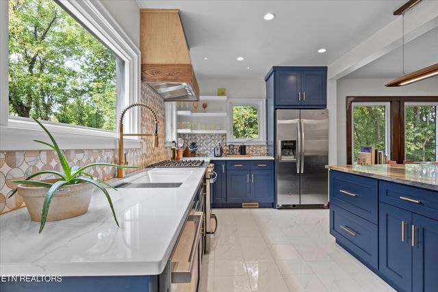 6001 E Governor John Sevier Hwy, Knoxville, TN 37924