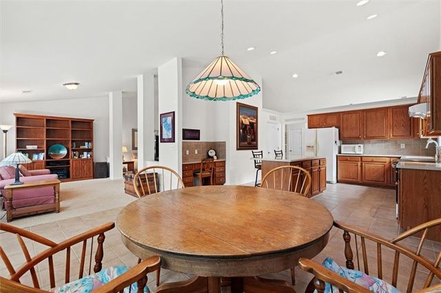 1092 S Creek Dr, Villa Rica, GA 30180
