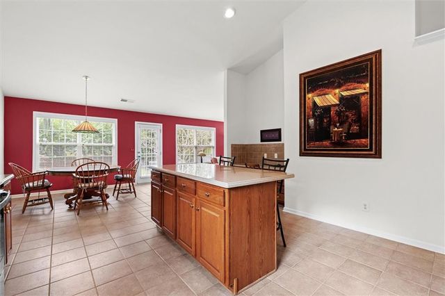 1092 S Creek Dr, Villa Rica, GA 30180