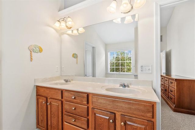 1092 S Creek Dr, Villa Rica, GA 30180
