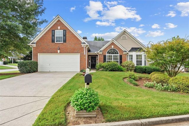 1092 S Creek Dr, Villa Rica, GA 30180