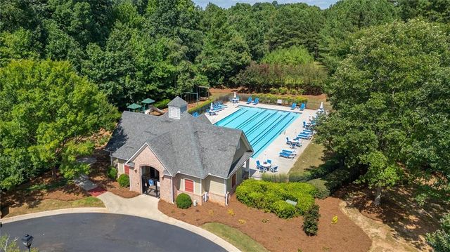 1092 S Creek Dr, Villa Rica, GA 30180