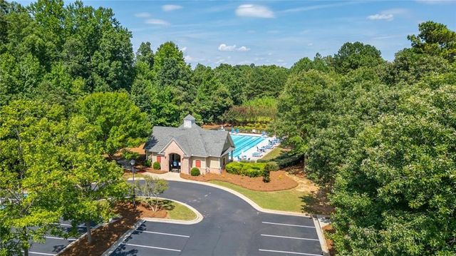1092 S Creek Dr, Villa Rica, GA 30180