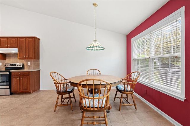 1092 S Creek Dr, Villa Rica, GA 30180