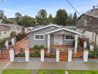 3932 Gardenia Pl, Oakland, CA 94605