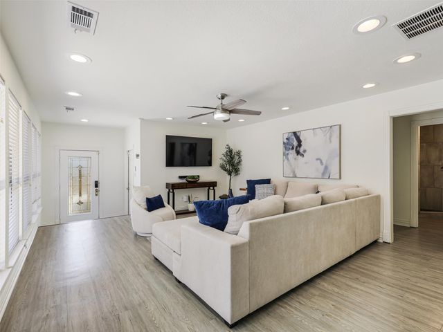 13436 Forestway Drive, Dallas, TX 75240
