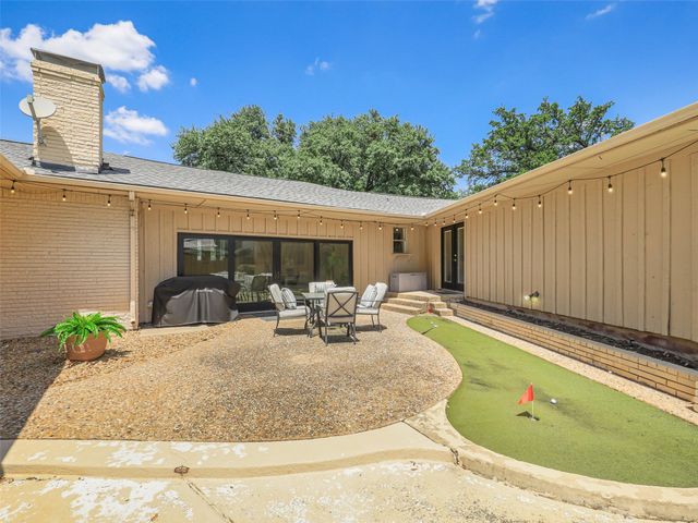 13436 Forestway Drive, Dallas, TX 75240