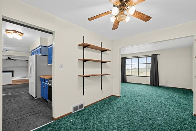 5320 S Tuckaway DRIVE, Greenfield, WI 53221