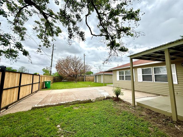 13034 Peoria Street, Houston, TX 77015