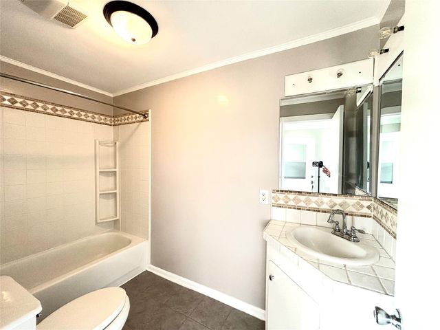 13034 Peoria Street, Houston, TX 77015