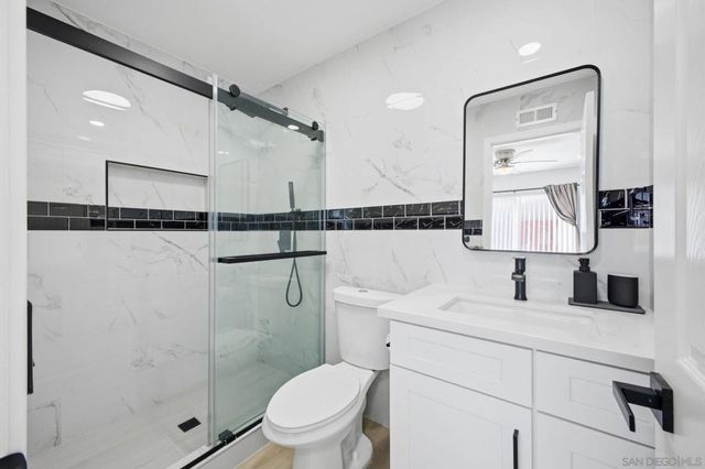 11131 Tyrolean Way, San Diego, CA 92126