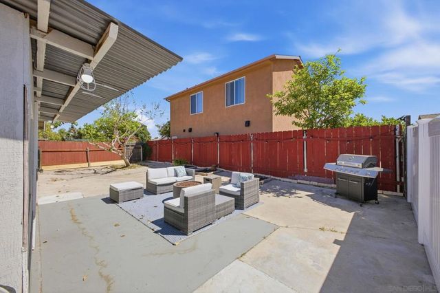 11131 Tyrolean Way, San Diego, CA 92126