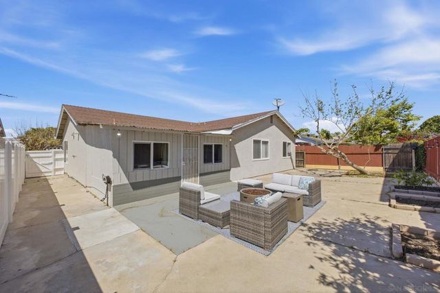 11131 Tyrolean Way, San Diego, CA 92126