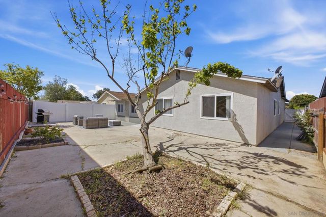 11131 Tyrolean Way, San Diego, CA 92126