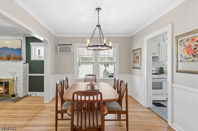 18 Stewart Pl, Fanwood Boro, NJ 07023