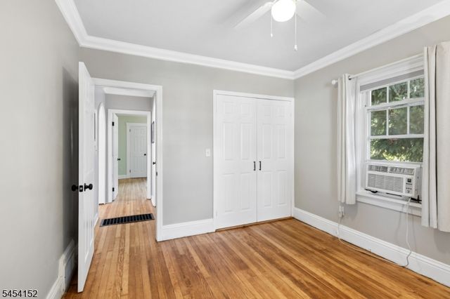 18 Stewart Pl, Fanwood Boro, NJ 07023