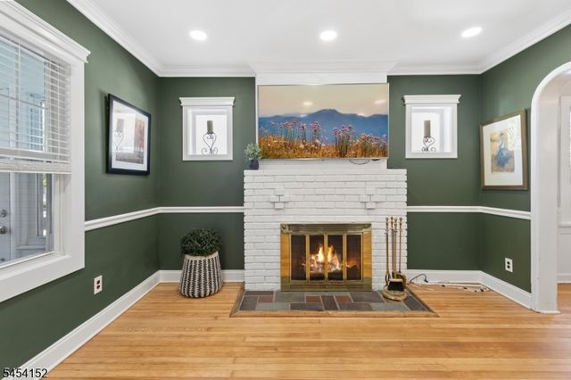 18 Stewart Pl, Fanwood Boro, NJ 07023