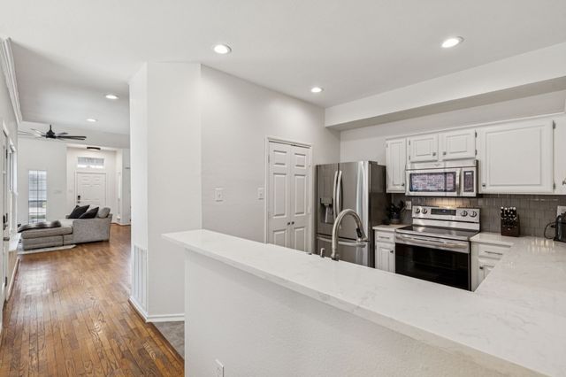 17724 Windflower Way, Dallas, TX 75252