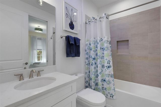 6324 PLATEAU COURT, Bradenton, FL 34203