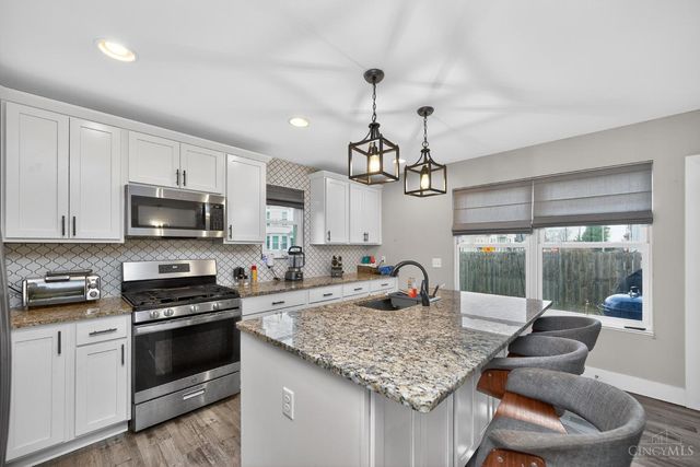 3572 Bevis Avenue, Cincinnati, OH 45207