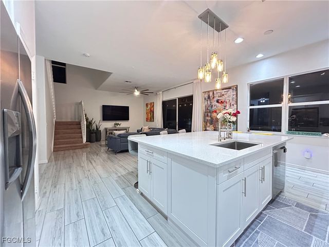 2675 Blue Cypress Lake CT, Cape Coral, FL 33909