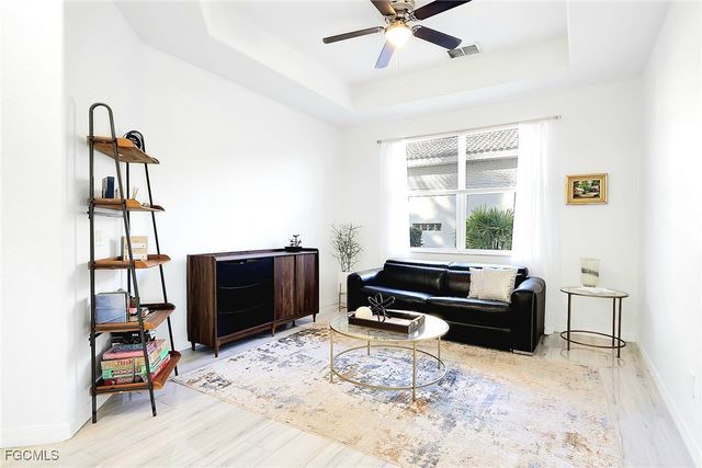 2675 Blue Cypress Lake CT, Cape Coral, FL 33909